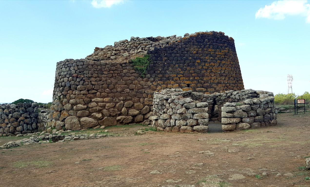 Nuraghe Losa